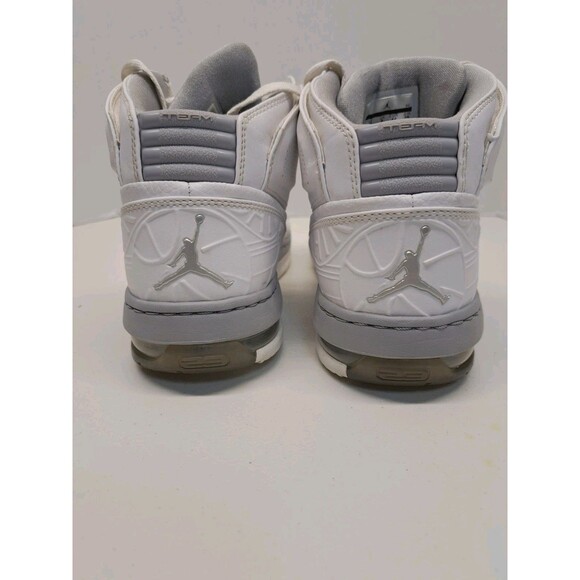Jordan Ol\' School \'White Metallic Silver\' Size 10 317223-114 Preowned